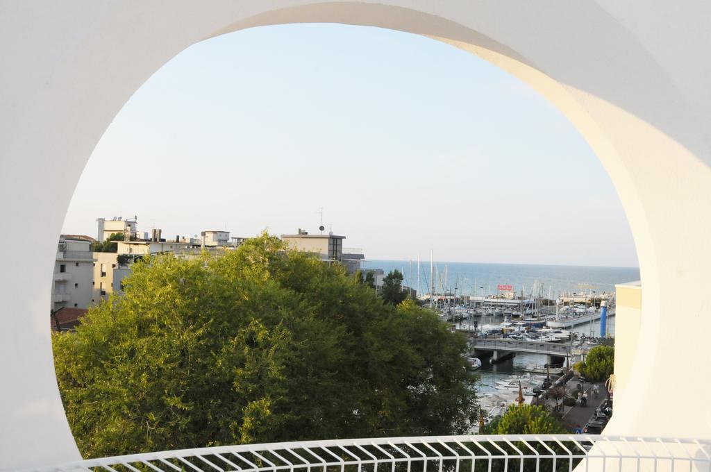 Hotel Al Cavallino Bianco Riccione Dış mekan fotoğraf