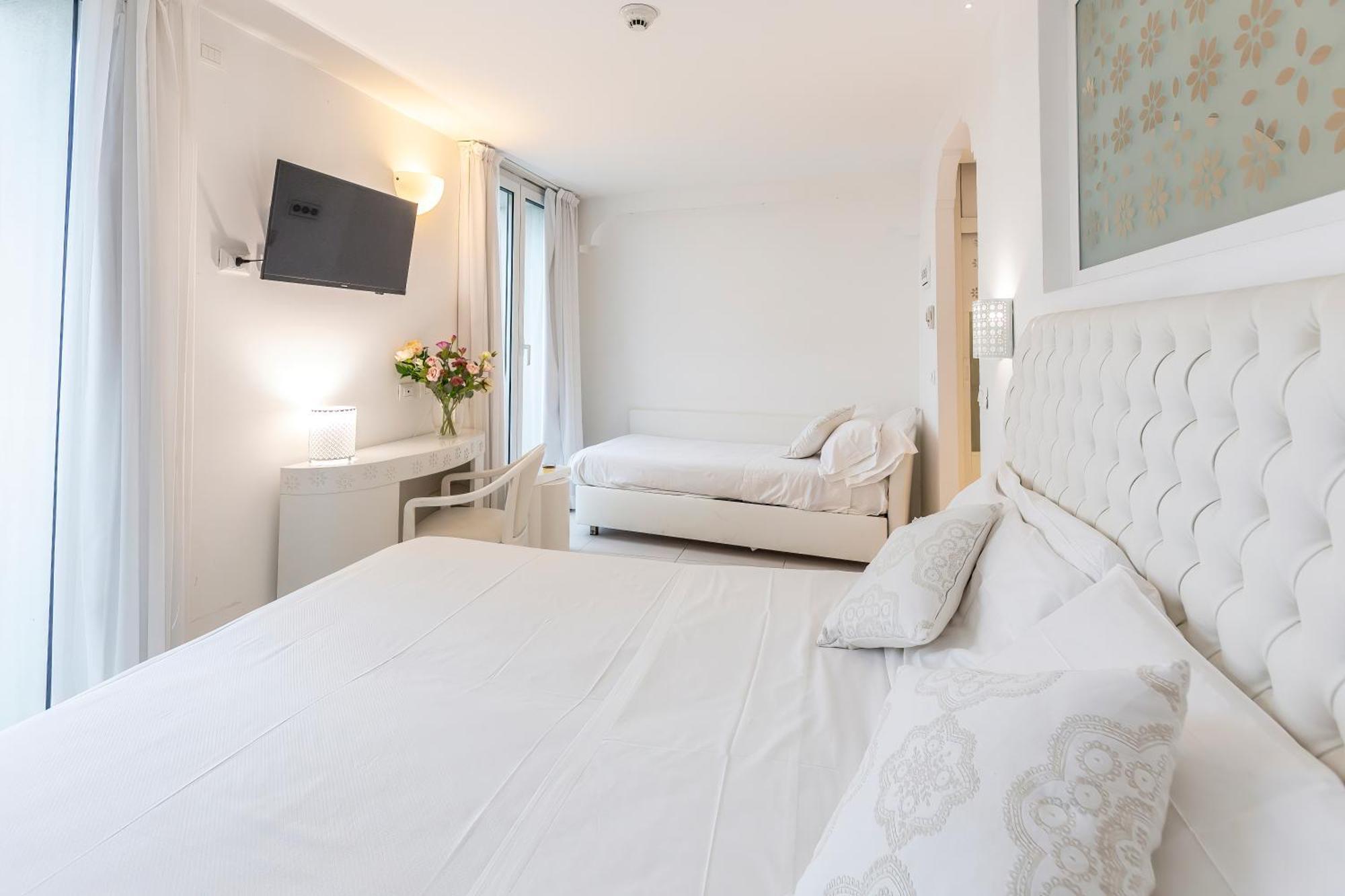 Hotel Al Cavallino Bianco Riccione Dış mekan fotoğraf