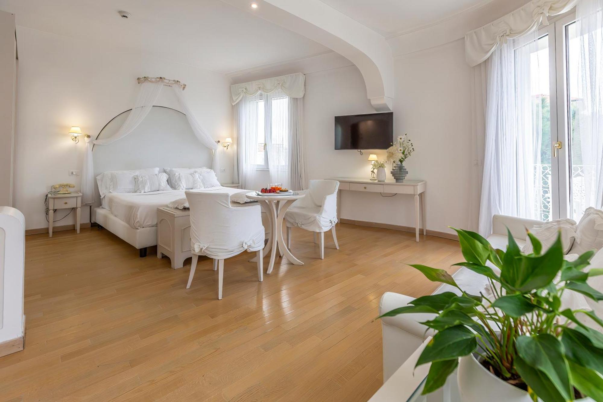 Hotel Al Cavallino Bianco Riccione Dış mekan fotoğraf