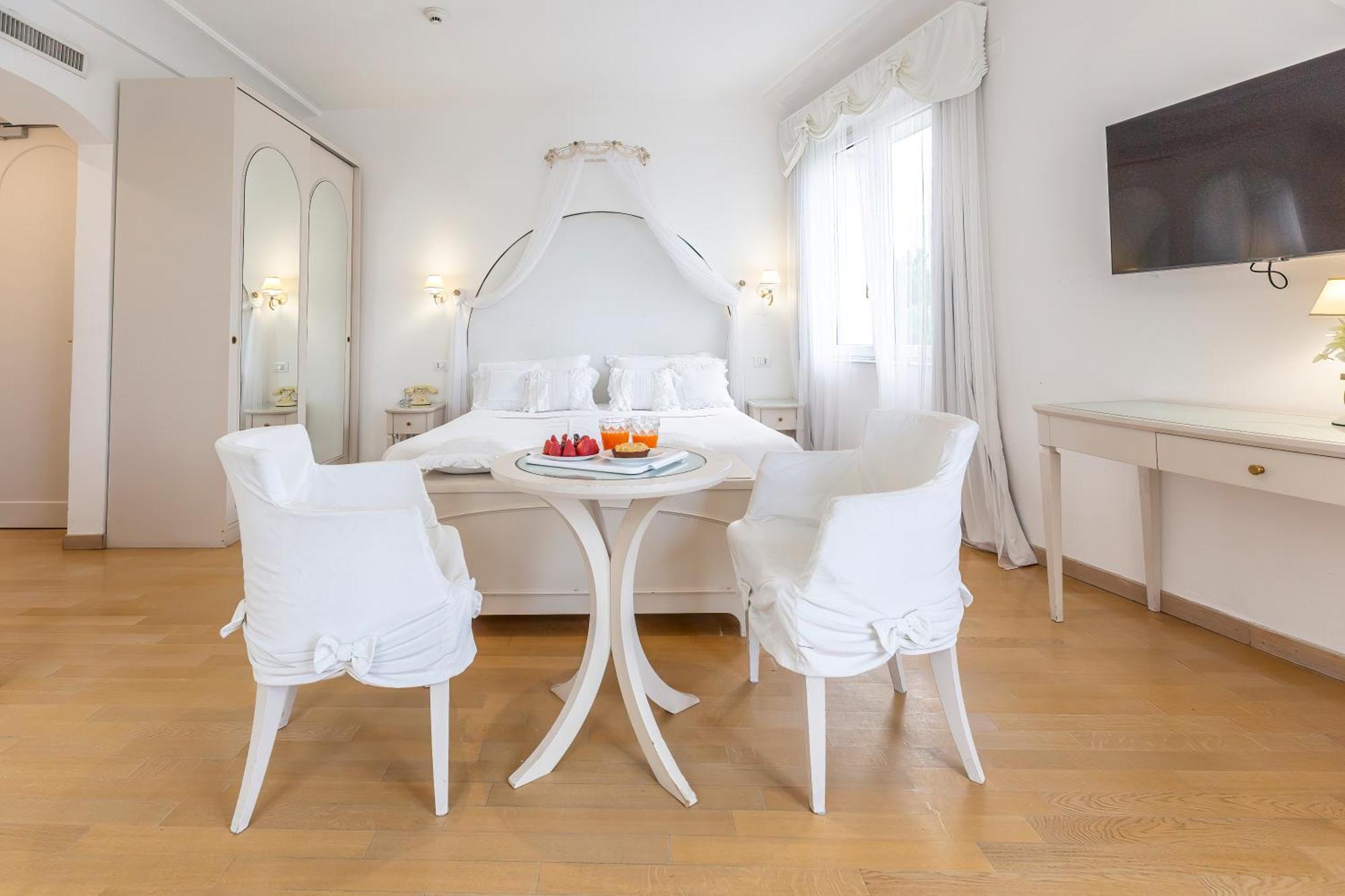 Hotel Al Cavallino Bianco Riccione Dış mekan fotoğraf